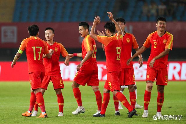 浓眉哥新星战术调整表现惊艳，热火未来可期！的简单介绍