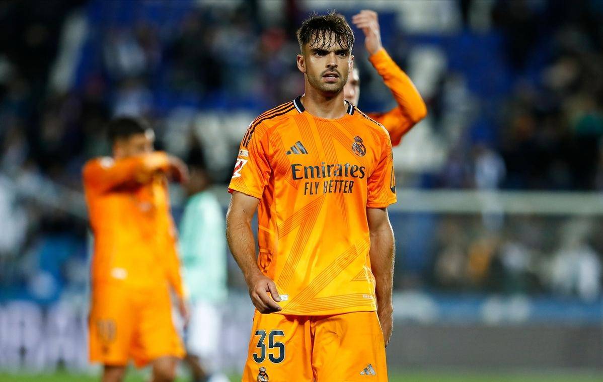 皇马巨星伤愈复出即破门，全场球迷沸腾，朋友以上记者出现.