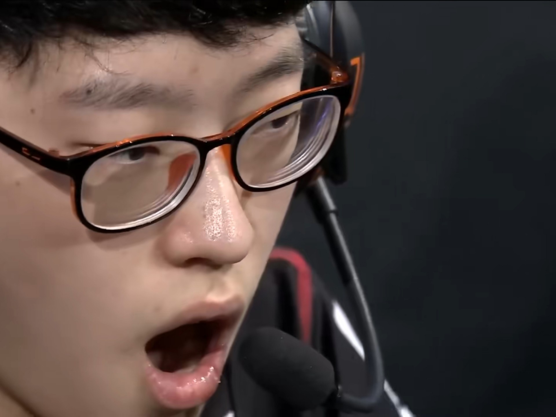 包含Scout遭遇五连败，C9教练面临压力！的词条